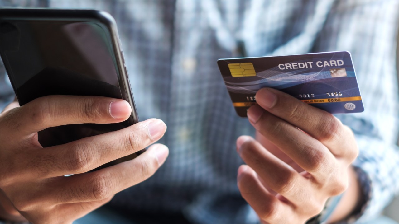 Google Ads (Google AdWords) advertising agency in Gatineau - Medialogue specialist in canceling or terminating your Yellow Pages automatic renewal located in Montreal