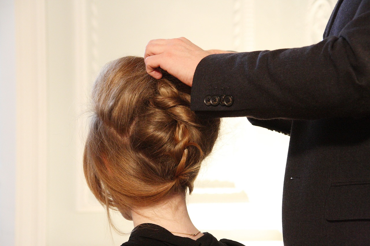 5 trucs simples pour la page Facebook de votre salon de coiffure - Montrez vos réalisations, toutes vos réalisations - Medialogue