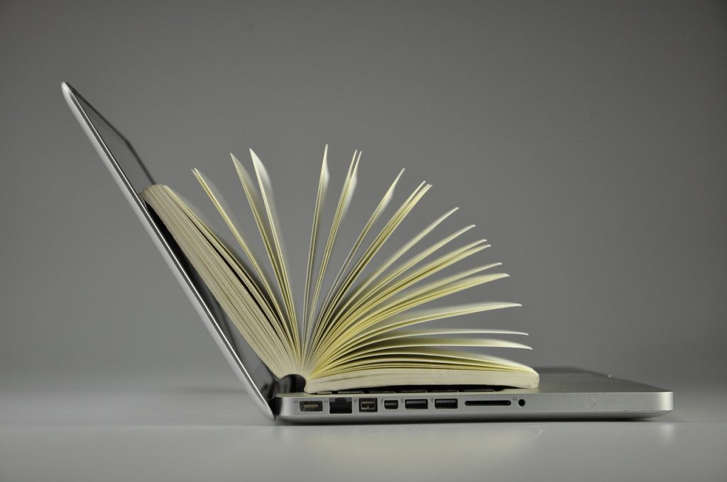 Marketing web et Facebook : Comment gérer une page Facebook d'entreprise - Medialogue